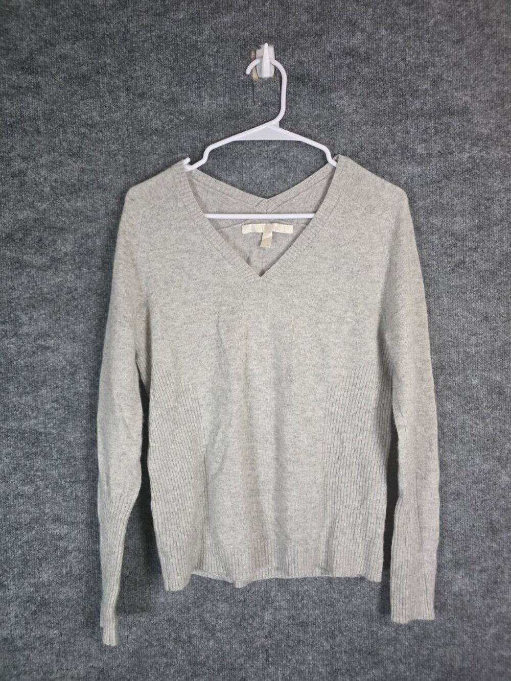Nordstrom Collection Sweater Womens Small Gray Cashmere V Neck Pullover Stains